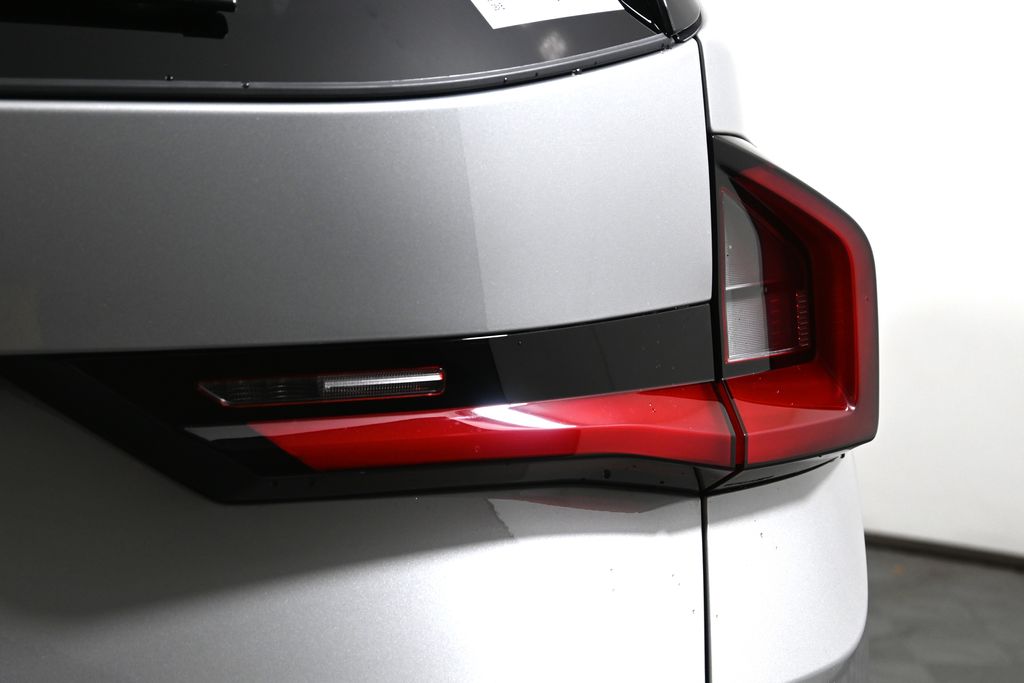 Thumbnail: 2026 BMW X1 - 13