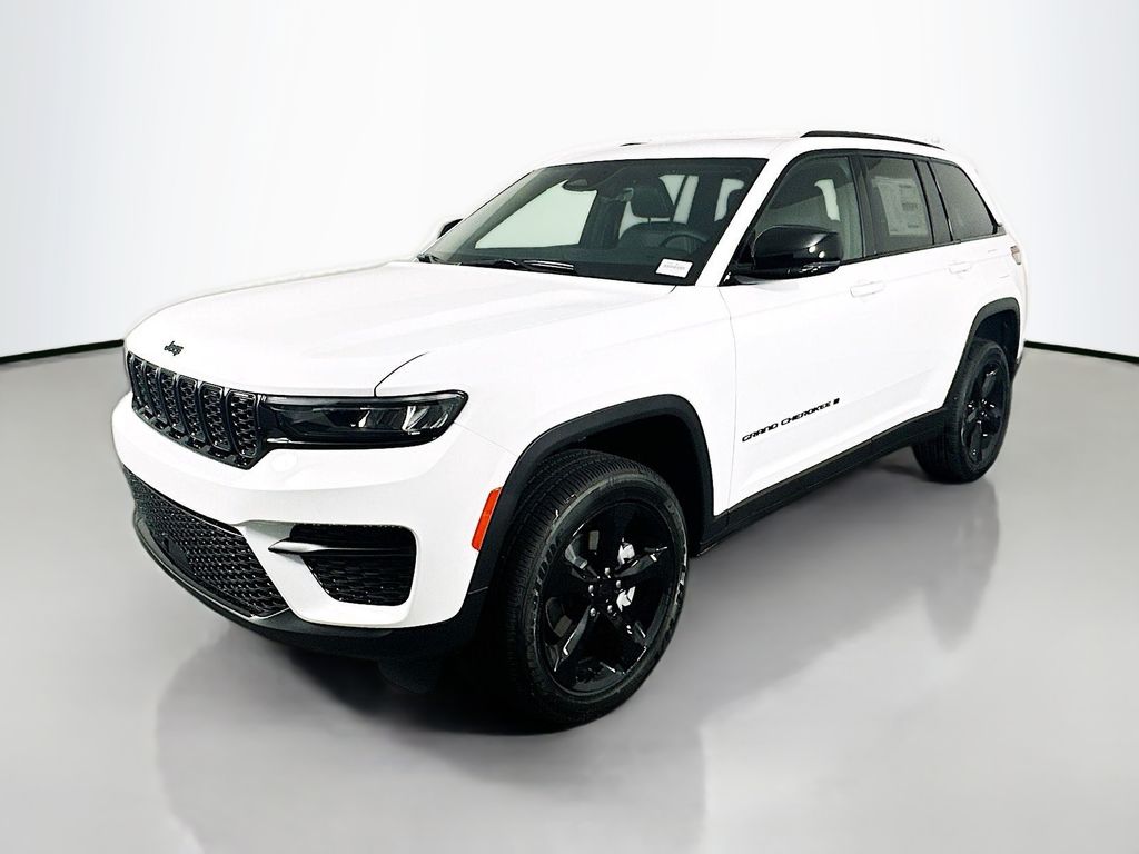 New 2025 White Jeep Altitude X image 3