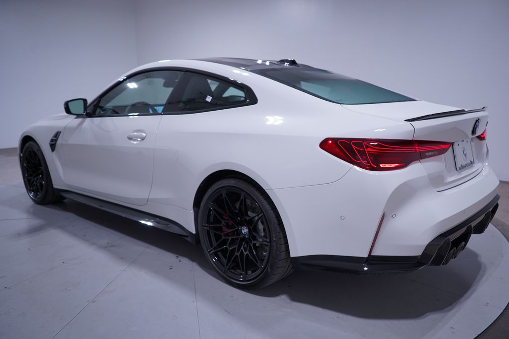 Thumbnail: 2026 BMW M4 - 3