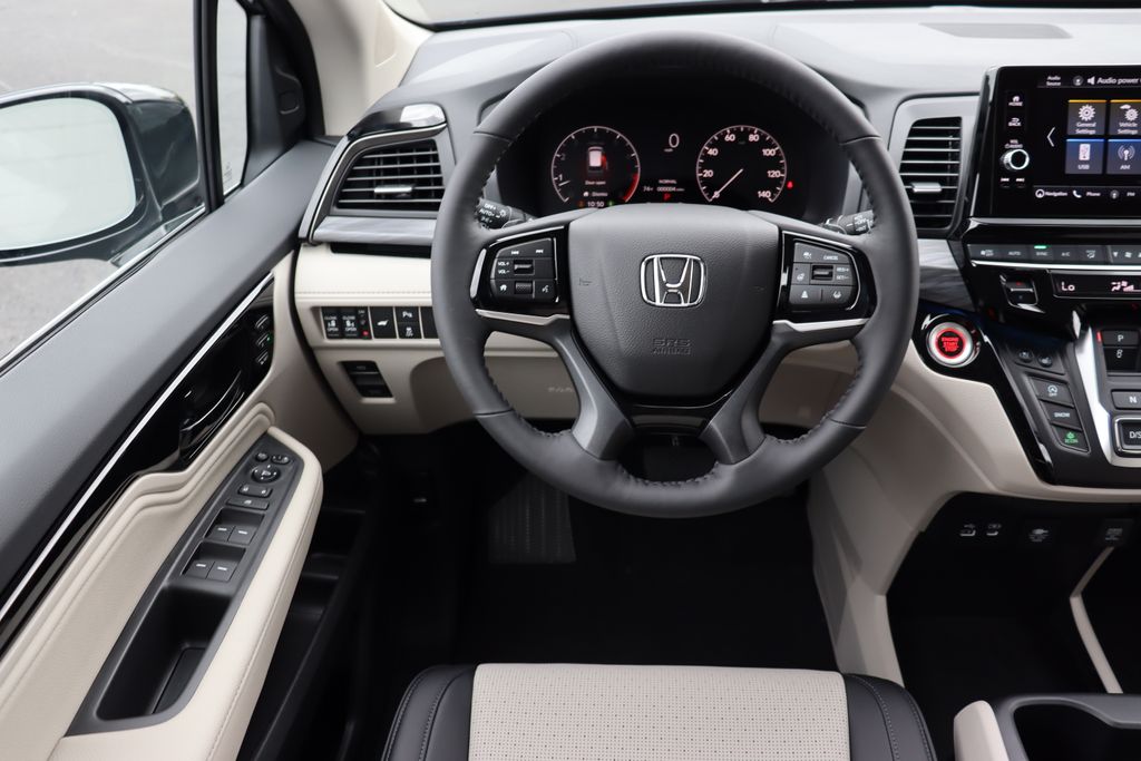 Thumbnail: 2026 Honda Odyssey - 20