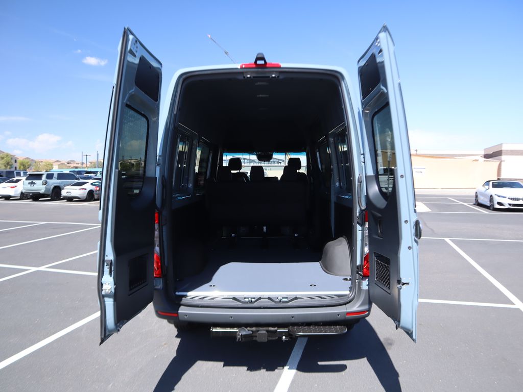 2024 Mercedes-Benz Sprinter 2500 30