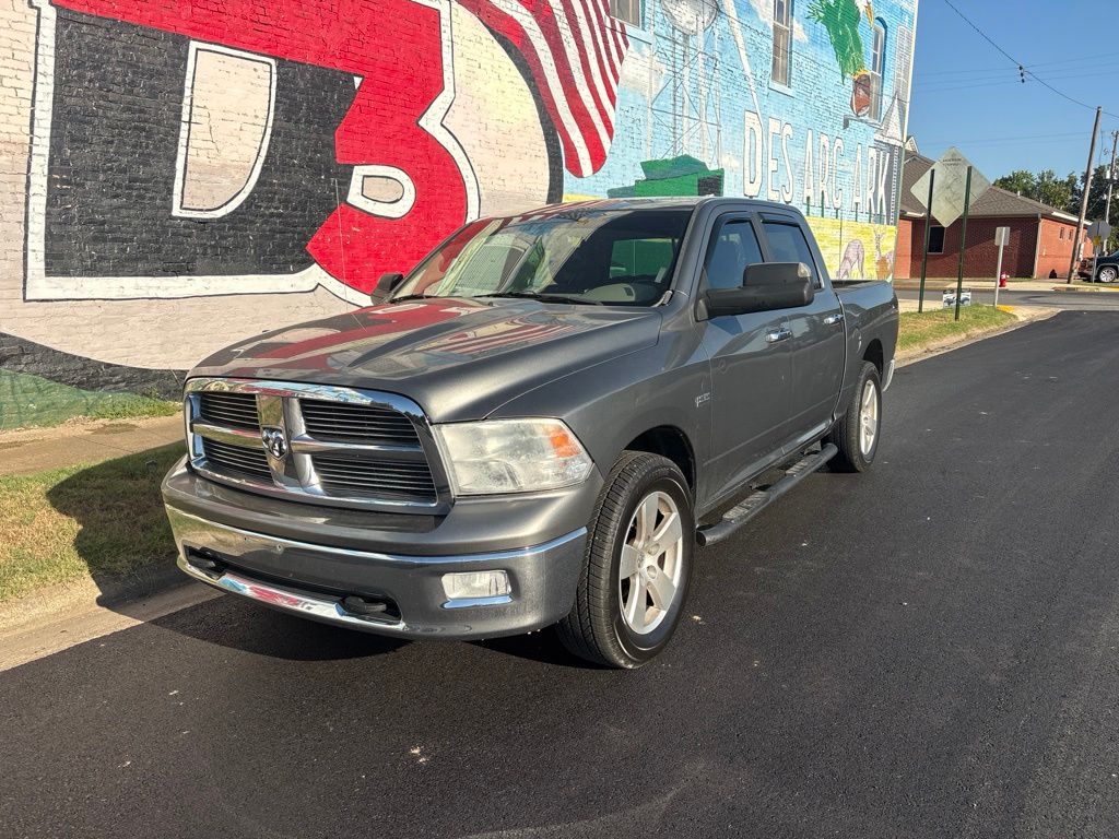 Mineral Gray Metallic Clearcoat/Light Graystone PC 2009 Dodge RAM 1500 Pickup Truck 4X2 5-Speed Automatic