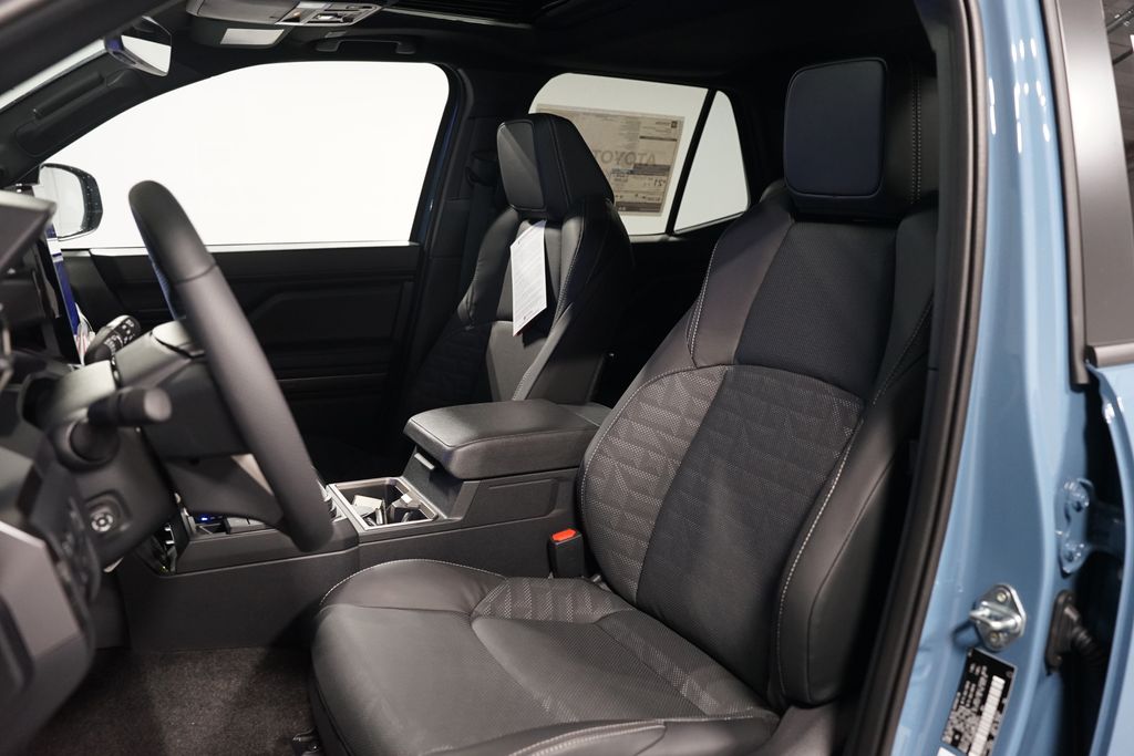 Thumbnail: 2025 Toyota 4Runner - 30