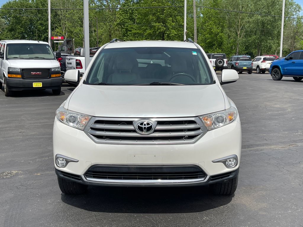 used 2011 Toyota Highlander car, priced at $14,000