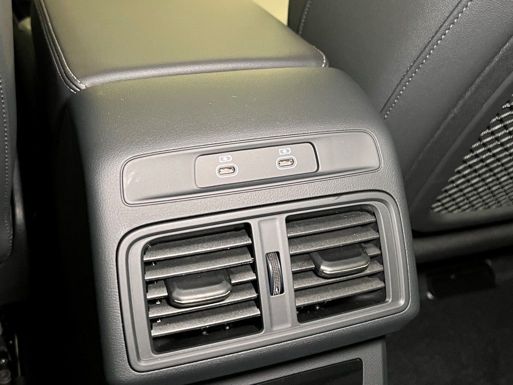 Thumbnail: 2025 Audi Q5 - 23