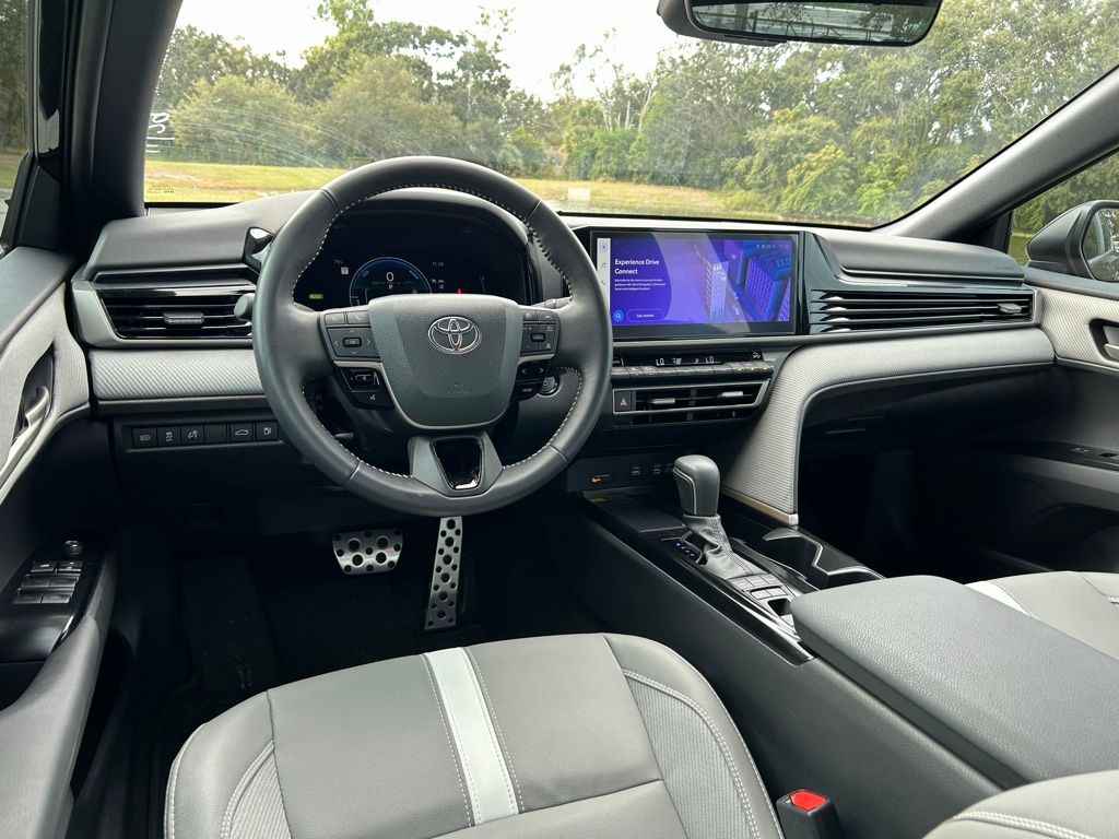 Thumbnail: 2025 Toyota Camry - 12