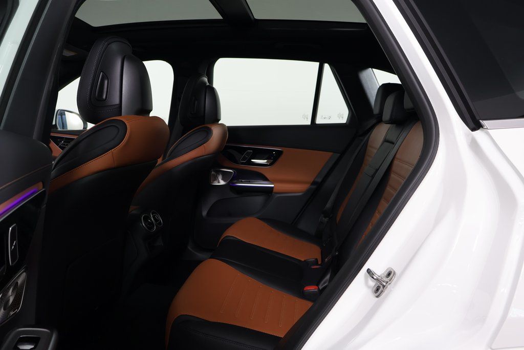 Thumbnail: 2026 Mercedes-Benz GLC - 6