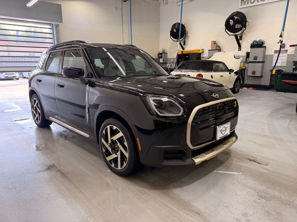 2025 MINI Cooper Countryman Signature 7