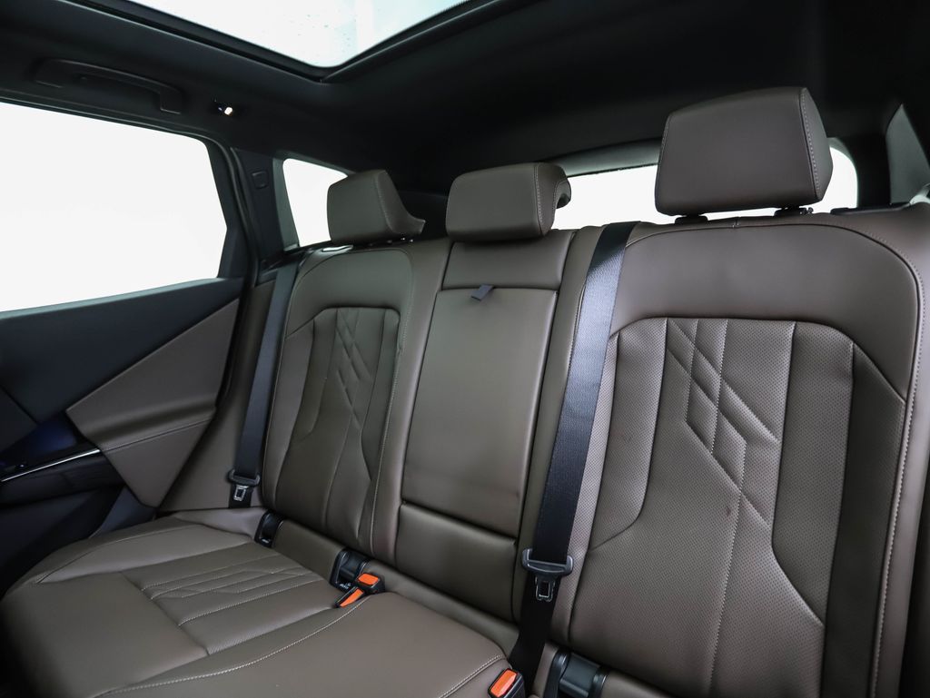 Thumbnail: 2026 BMW X3 - 23