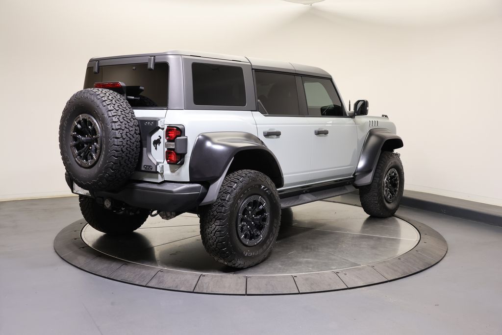 Thumbnail: 2022 Ford Bronco - 7