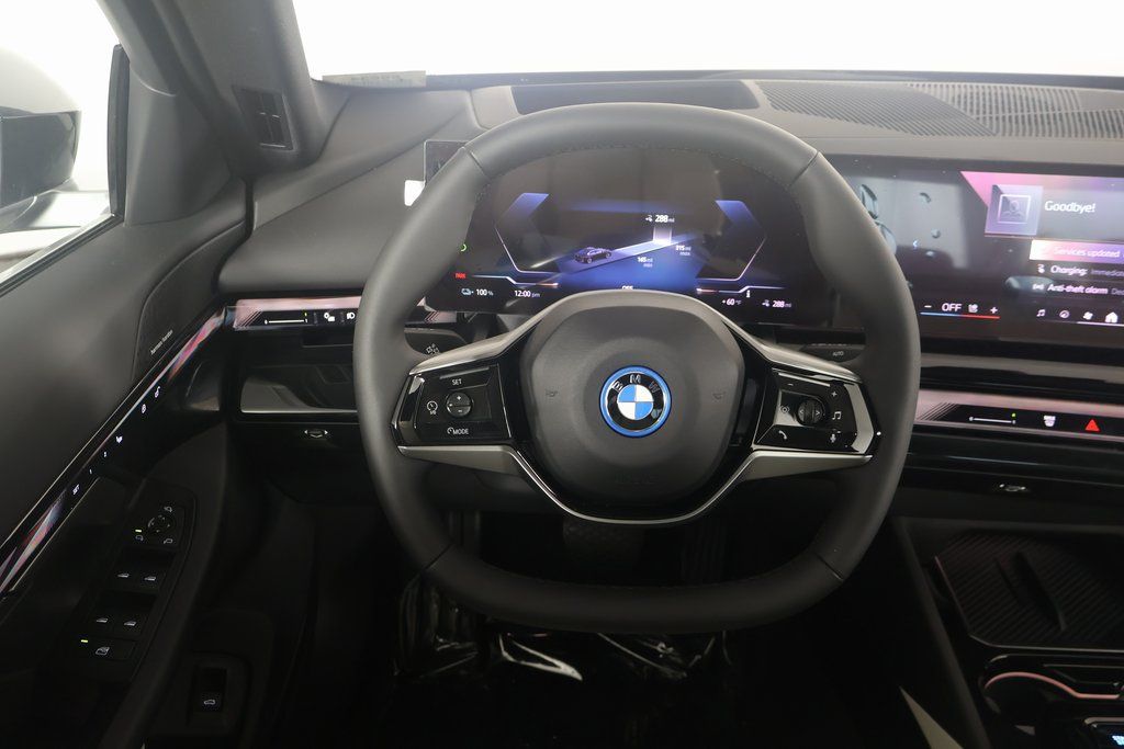 2025 BMW i5 eDrive40 3