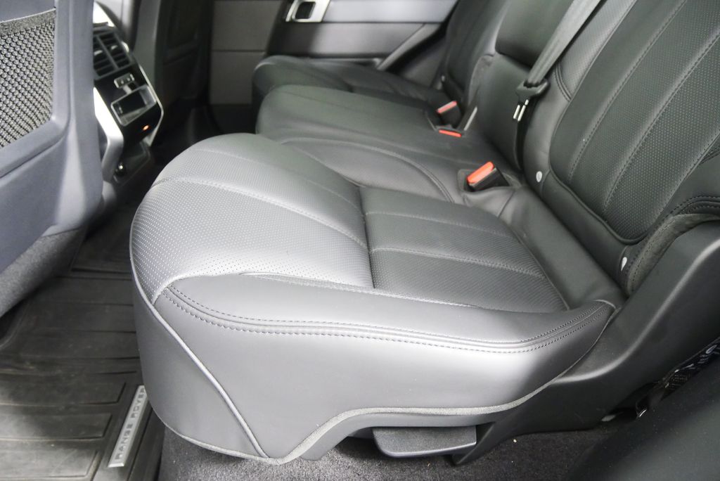 Thumbnail: 2015 Land Rover Range Rover Sport - 14