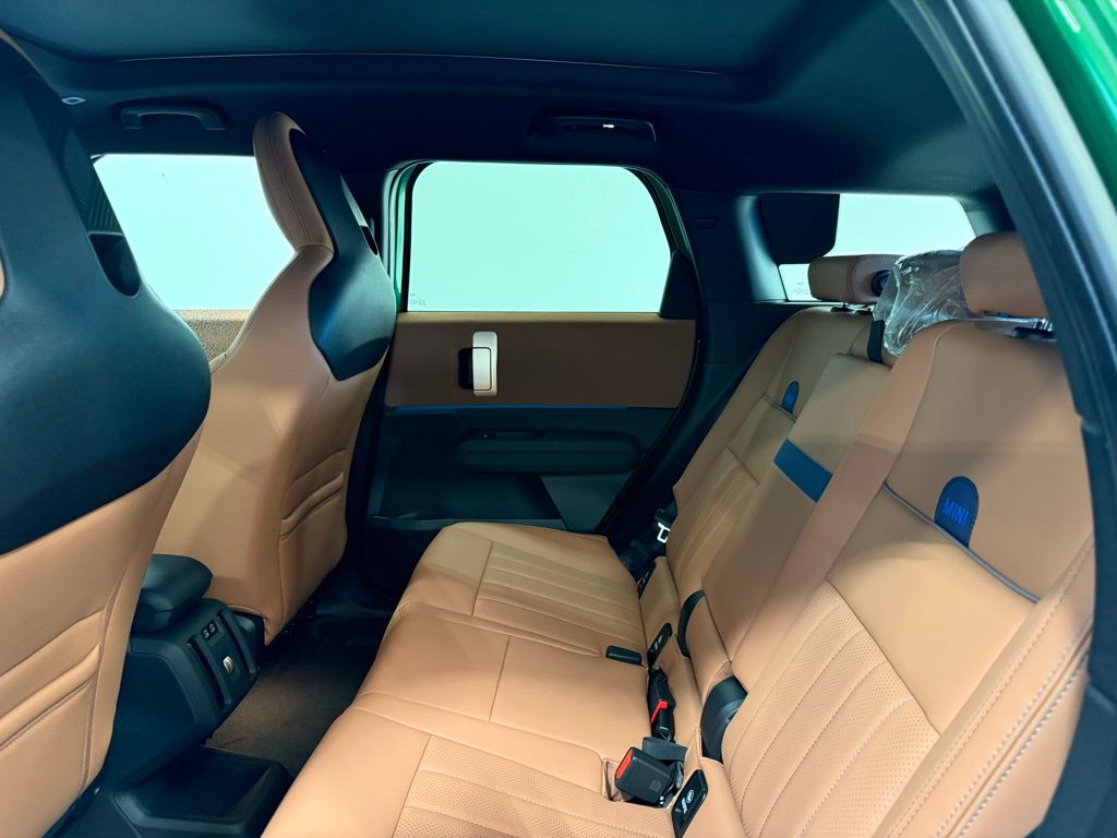 Thumbnail: 2025 MINI Cooper Countryman - 21