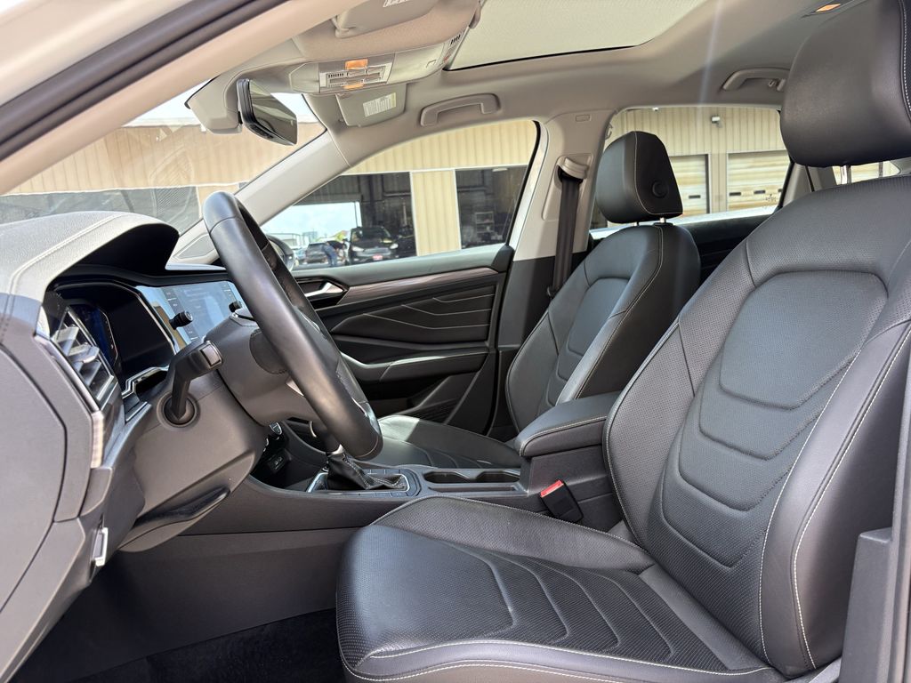 2024 Volkswagen Jetta 1.5T SEL  at Victoria Chrysler Dodge Jeep Ram