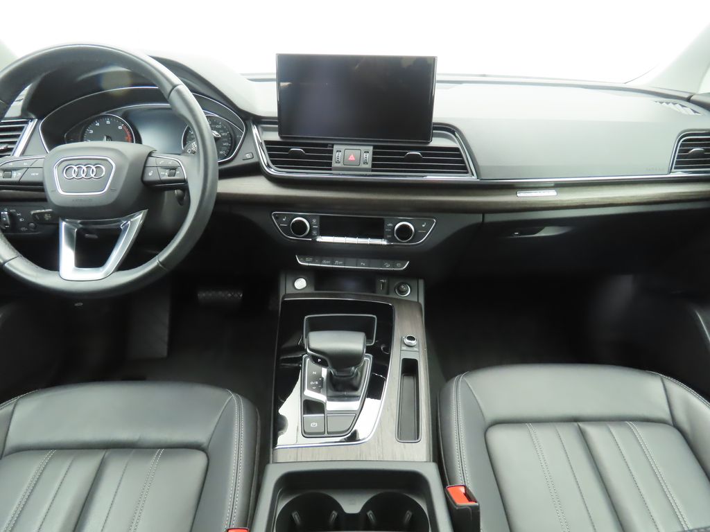 Thumbnail: 2023 Audi Q5 - 13