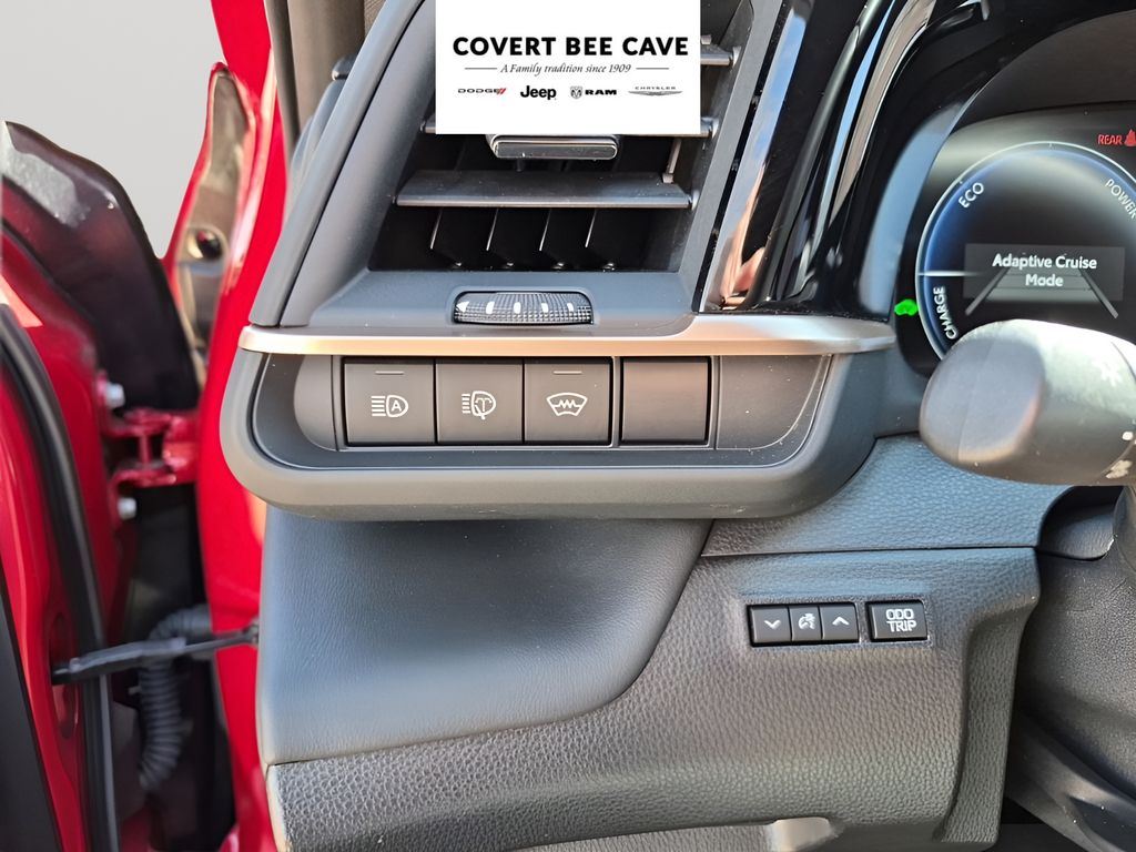 Used Car 2025 Toyota Crown Signia  Limited For Sale Under $40,000 In Austin, Texas