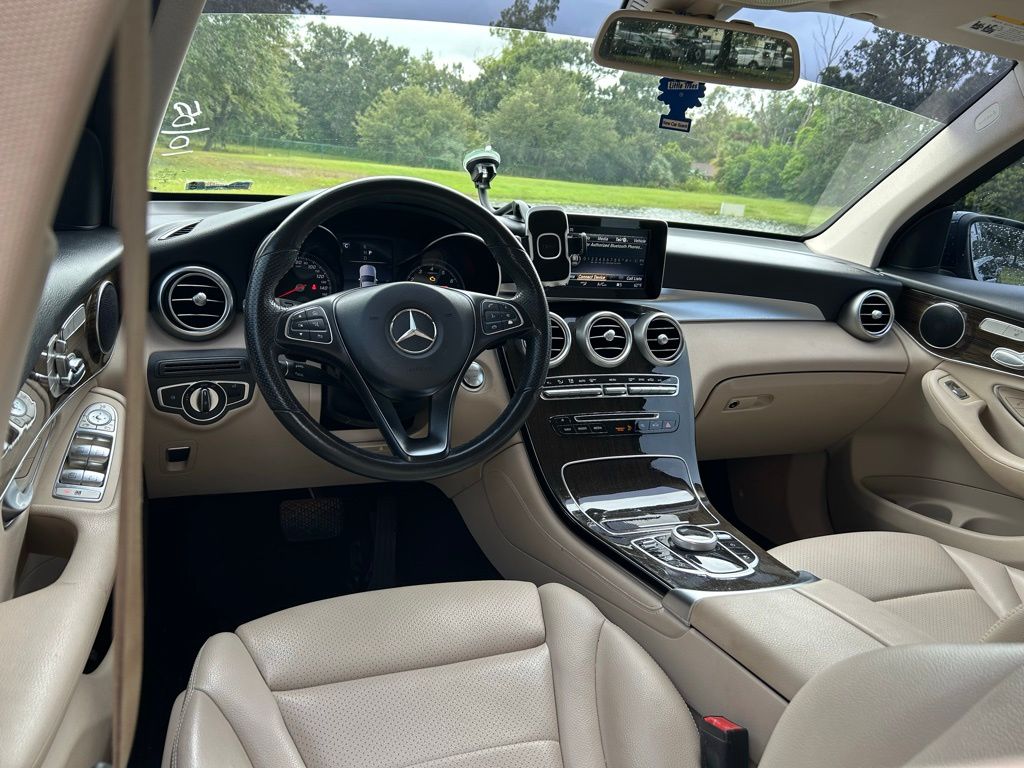 Thumbnail: 2019 Mercedes-Benz GLC - 11