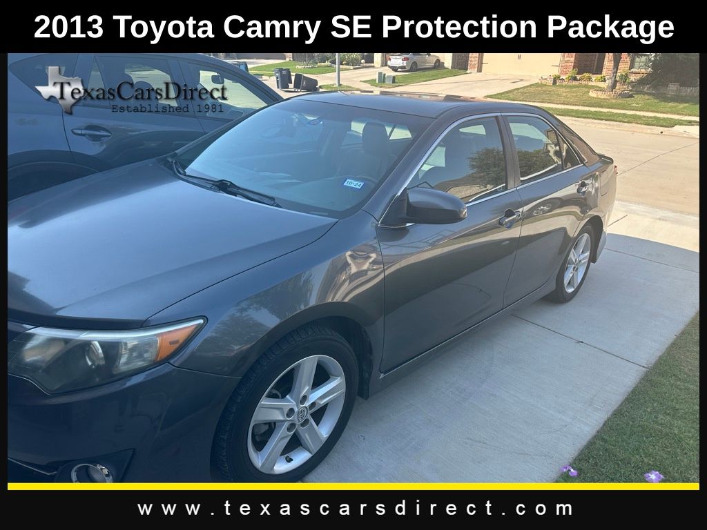 2013 Toyota Camry SE 3