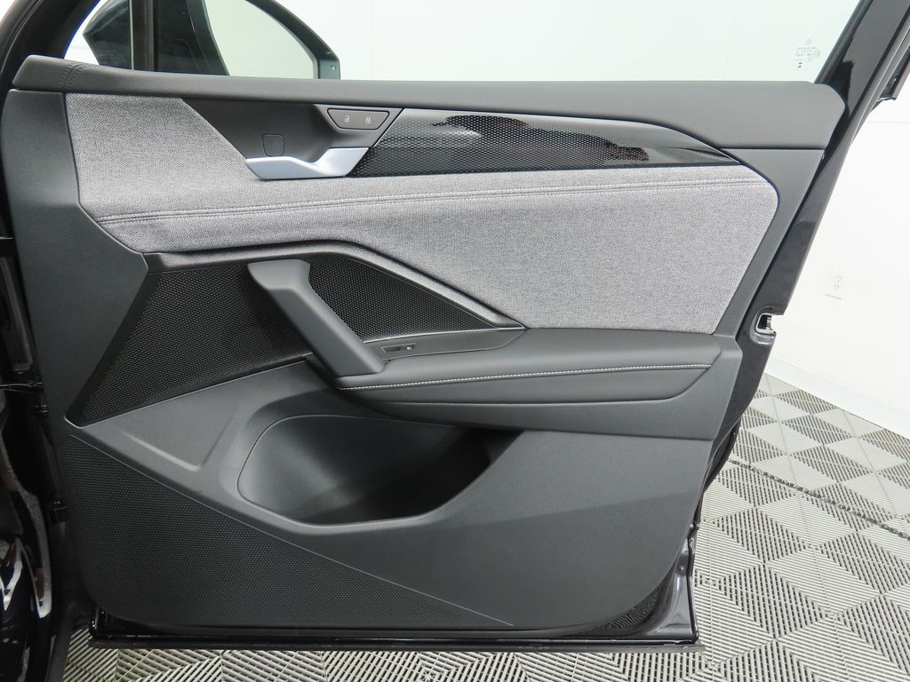 Thumbnail: 2026 Volkswagen Tiguan - 25