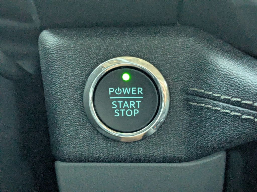 2024 Ford F-150 Lightning Flash