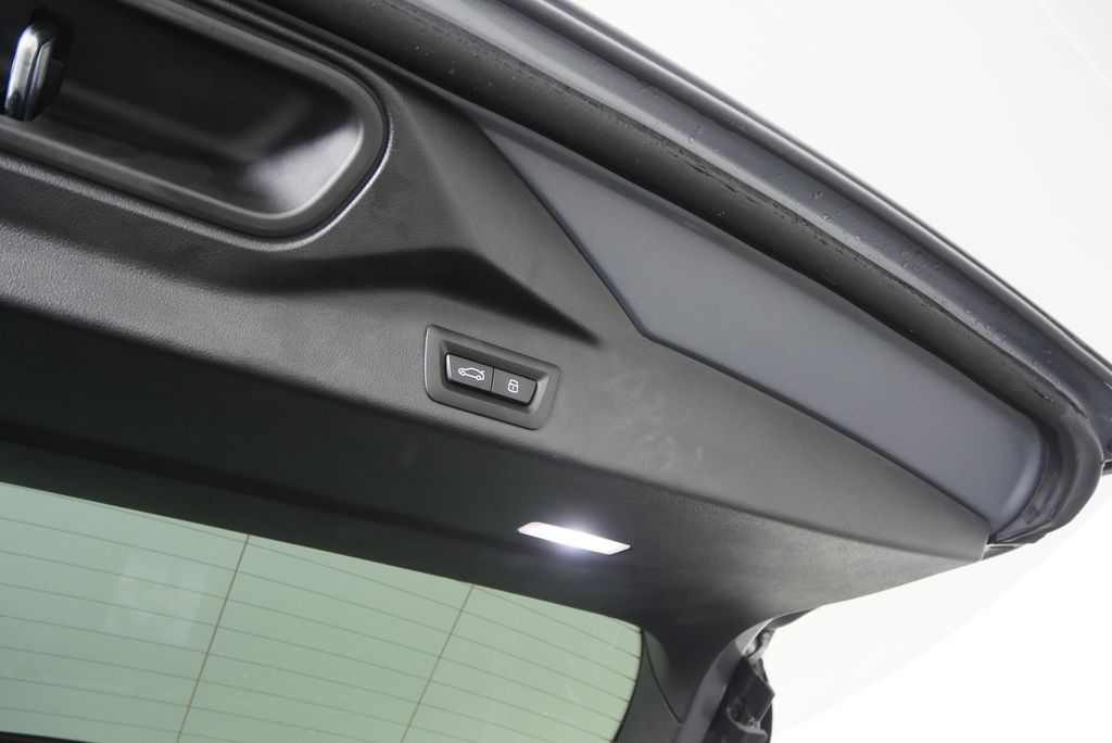 Thumbnail: 2026 BMW X5 - 18