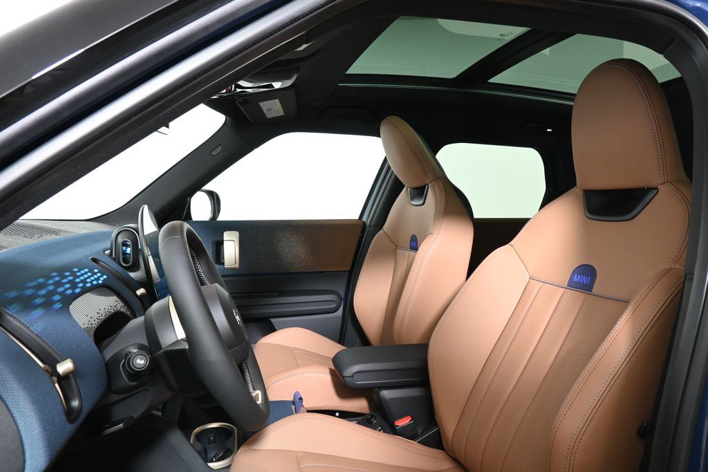 Thumbnail: 2025 MINI Cooper Countryman - 13