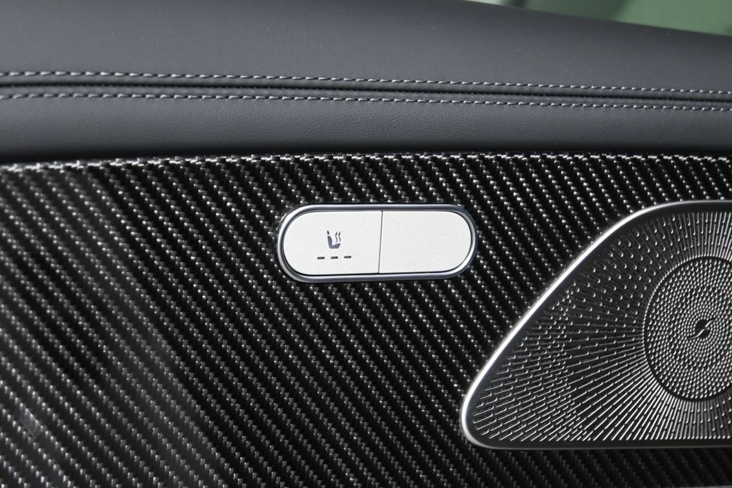 Thumbnail: 2026 Mercedes-Benz GLE - 30