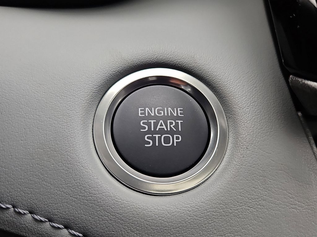 Thumbnail: 2026 Toyota Highlander - 15