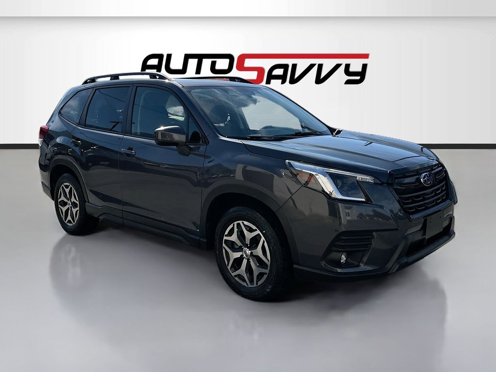 2024 Subaru Forester Premium's photo