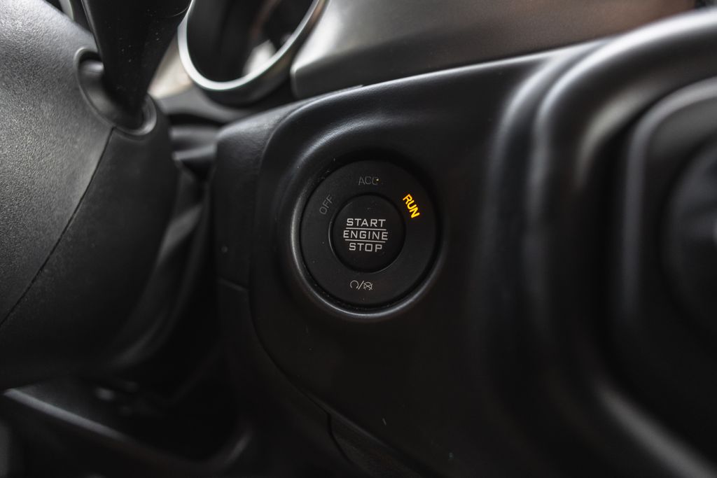 2023 Jeep Wrangler Rubicon 4xe thumbnail 14