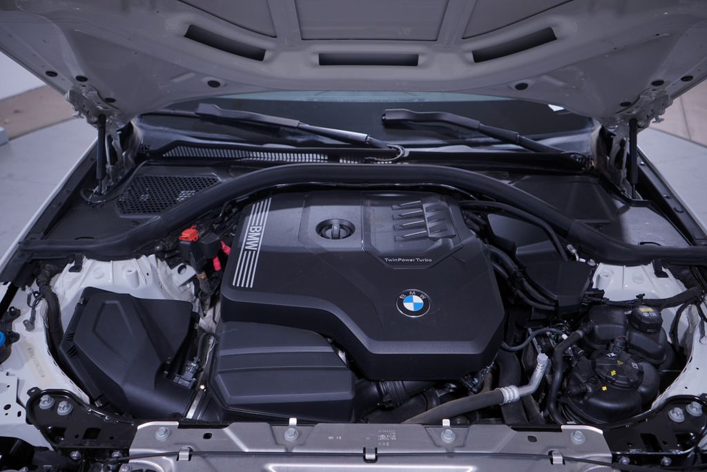 Thumbnail: 2022 BMW 3 Series - 24