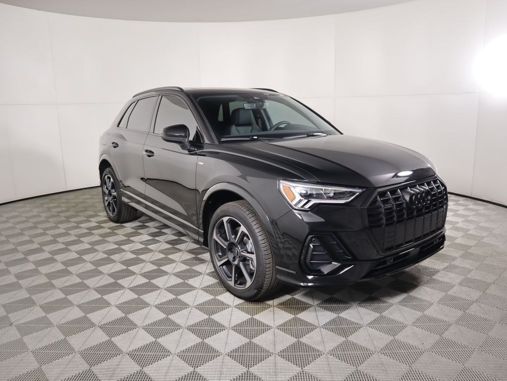 Thumbnail: 2025 Audi Q3 - 3