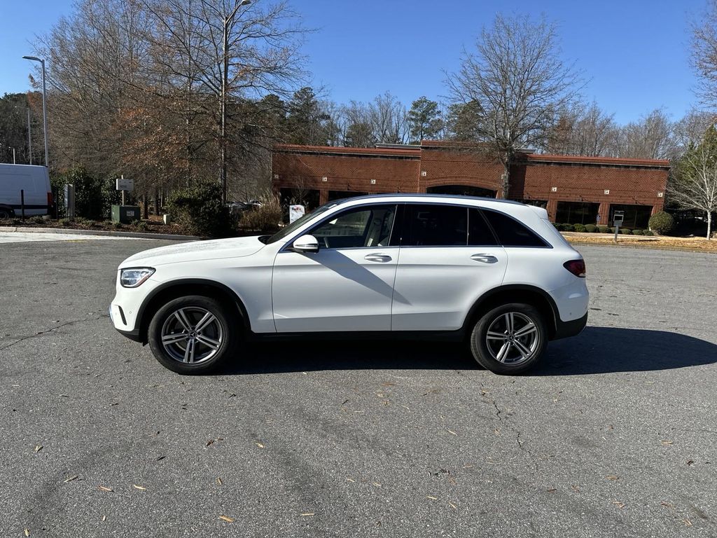 2022 Mercedes-Benz GLC GLC 300 5