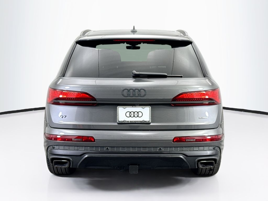 Thumbnail: 2026 Audi Q7 - 6