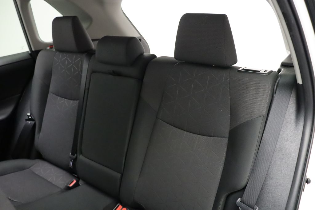 2024 Toyota RAV4 XLE 18