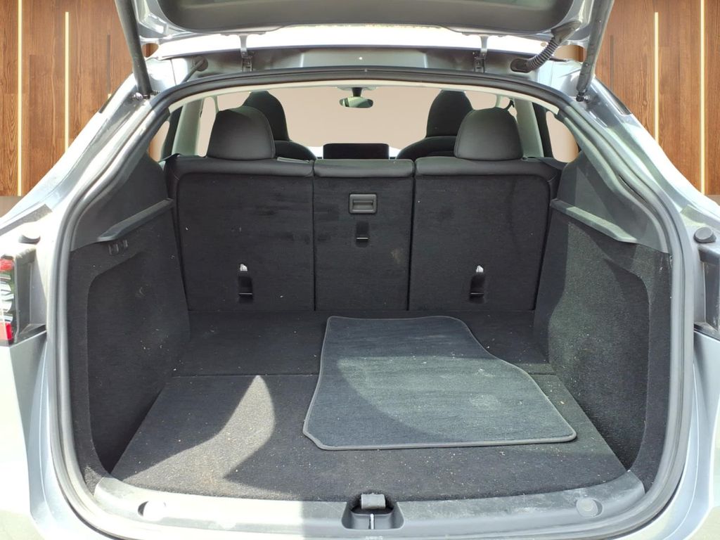 TeslaModel Y31