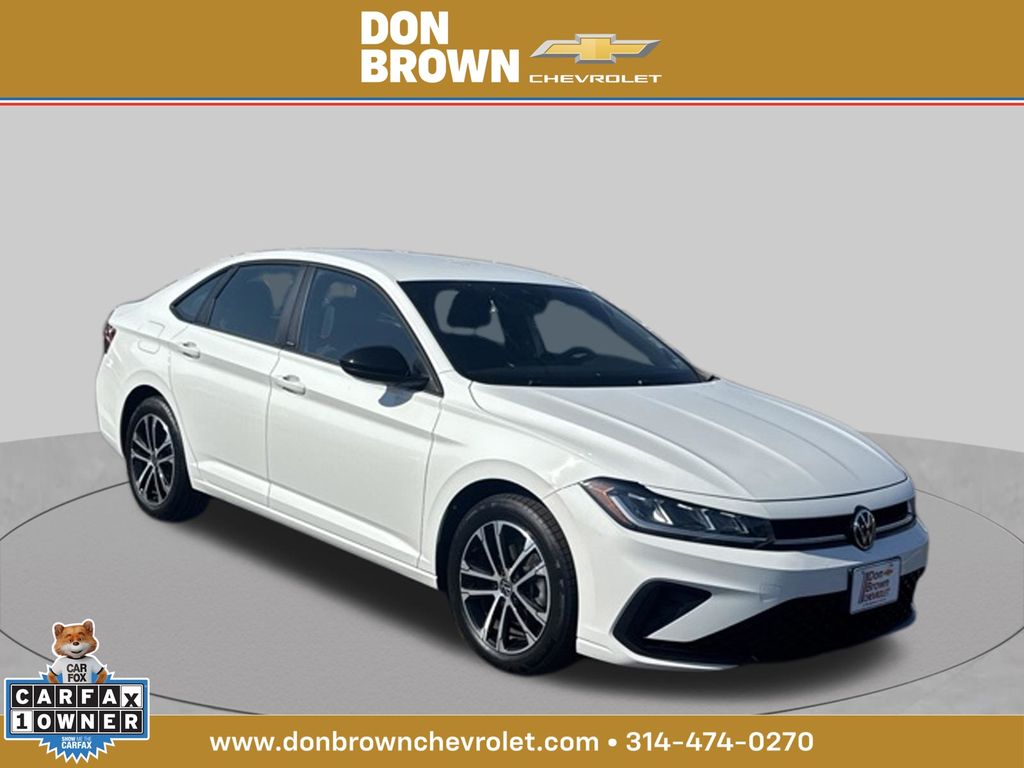  2025 Volkswagen Jetta Sedan Front-Wheel Drive 8-Speed Automatic