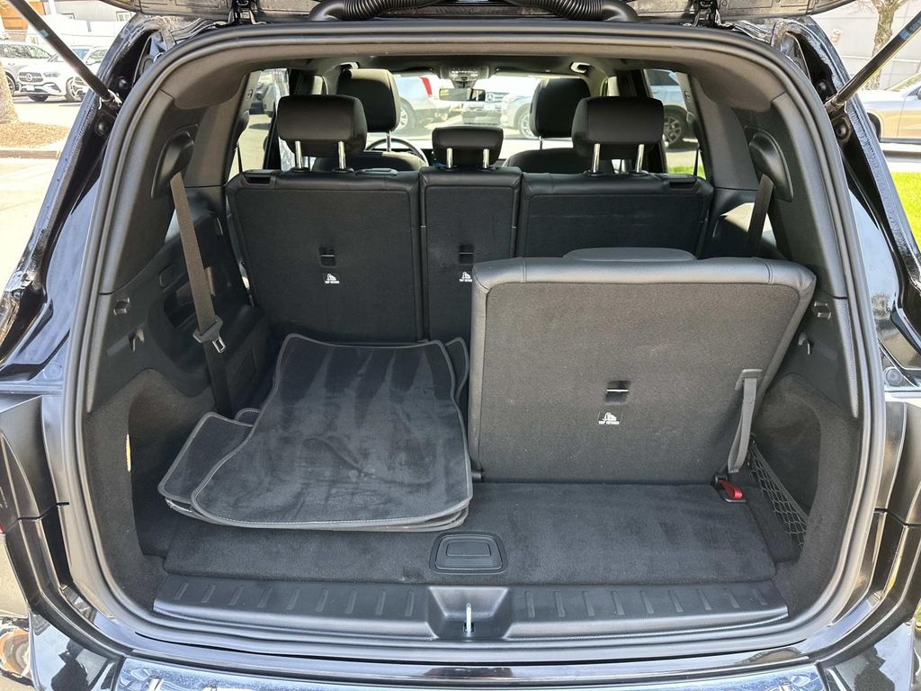 Thumbnail: 2022 Mercedes-Benz GLB - 23