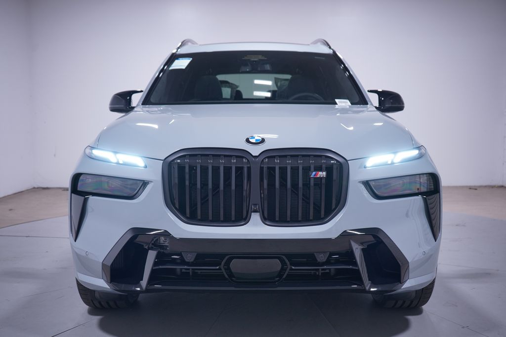 Thumbnail: 2027 BMW X7 - 4