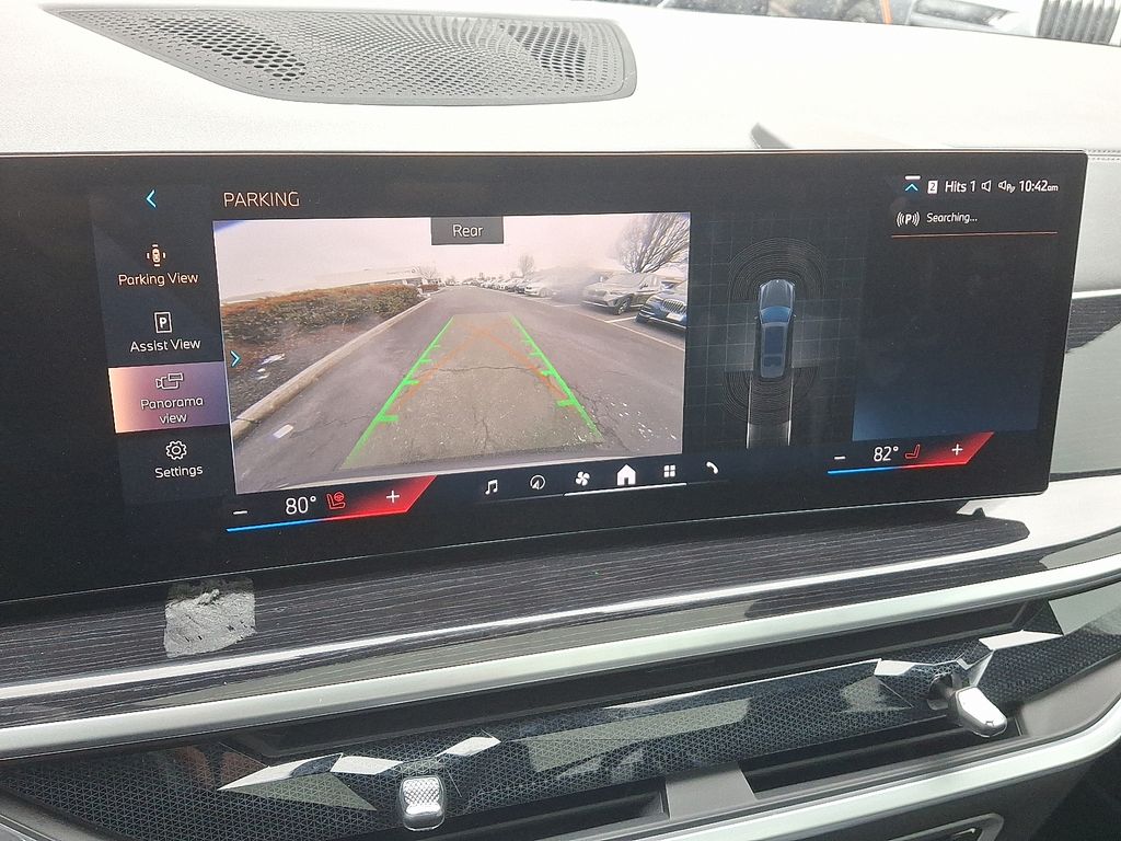 Thumbnail: 2024 BMW X7 - 21