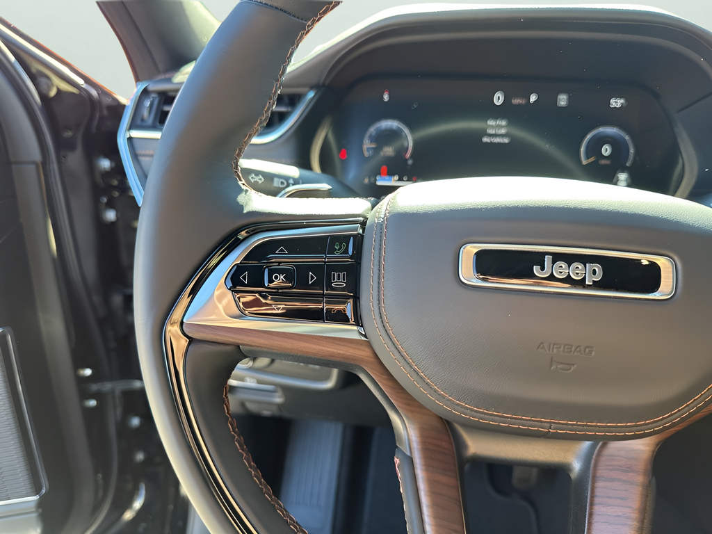 New Car 2025 Jeep Grand Cherokee L  Summit For Sale Under $60,000 In Austin, Texas