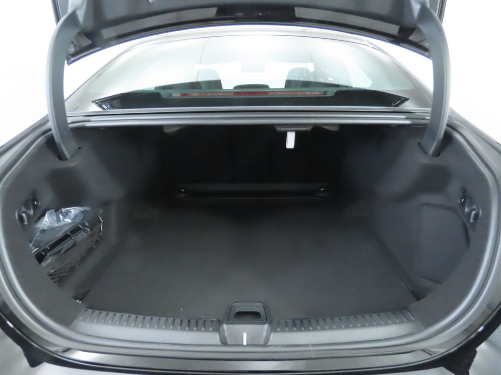 Thumbnail: 2026 Mercedes-Benz E-Class - 30