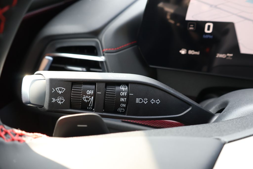 Thumbnail: 2026 Chevrolet Traverse - 25