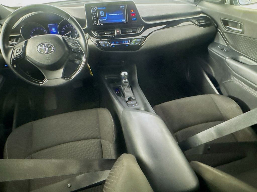 Used Car 2018 Toyota C-hr  Xle For Sale Under $20,000 In Austin, Texas
