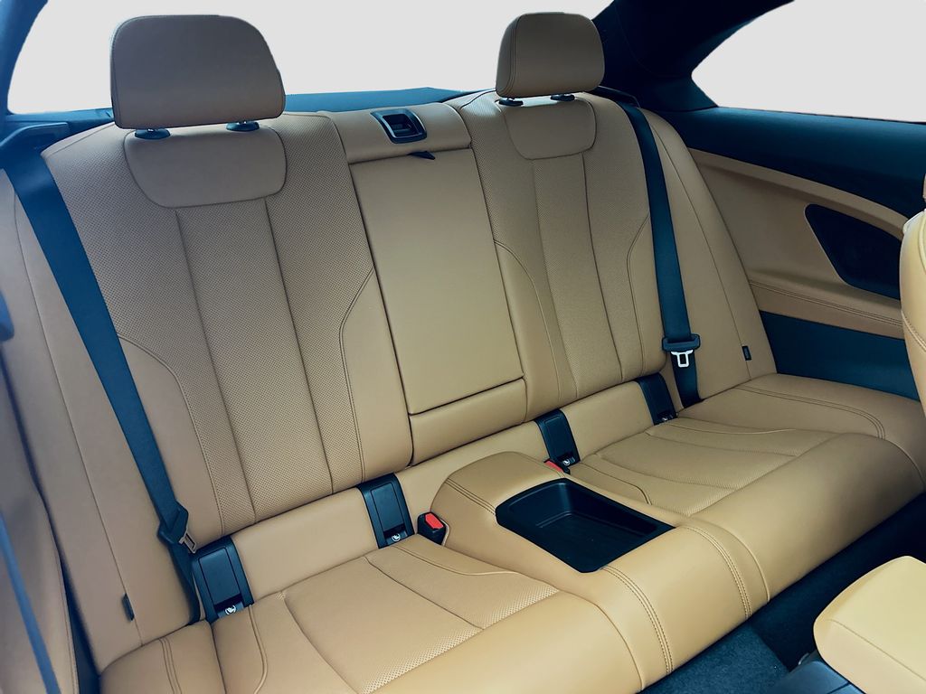 Thumbnail: 2025 BMW 2 Series - 21