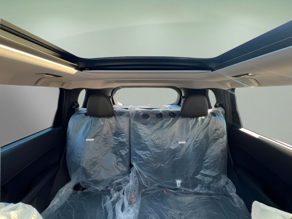 New 2026 Mitsubishi Outlander PHEV SUV