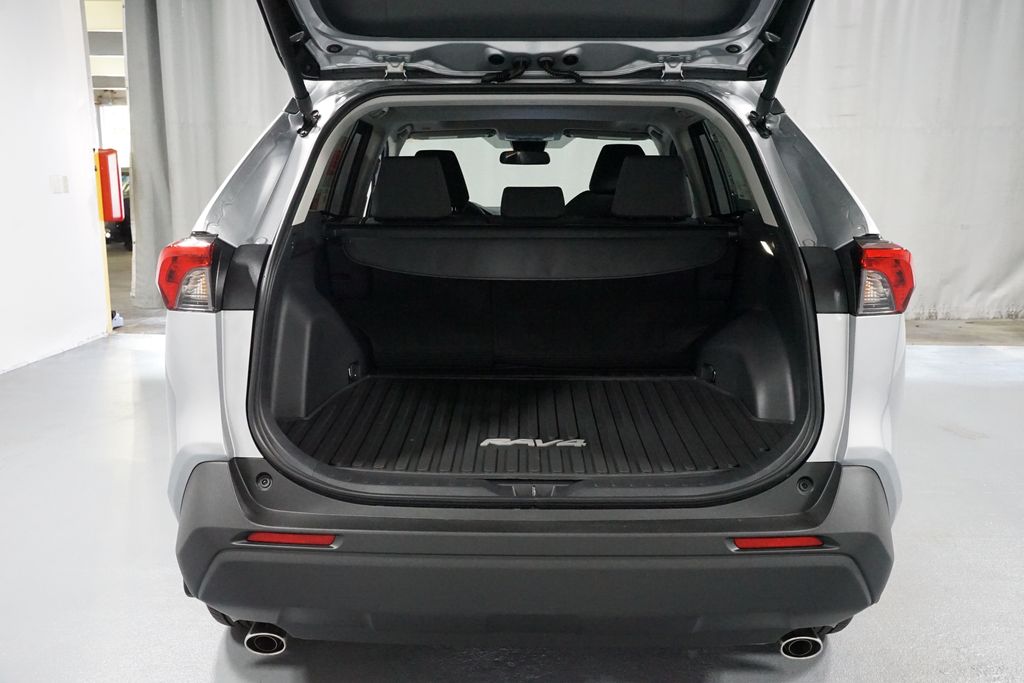 Thumbnail: 2025 Toyota RAV4 - 27