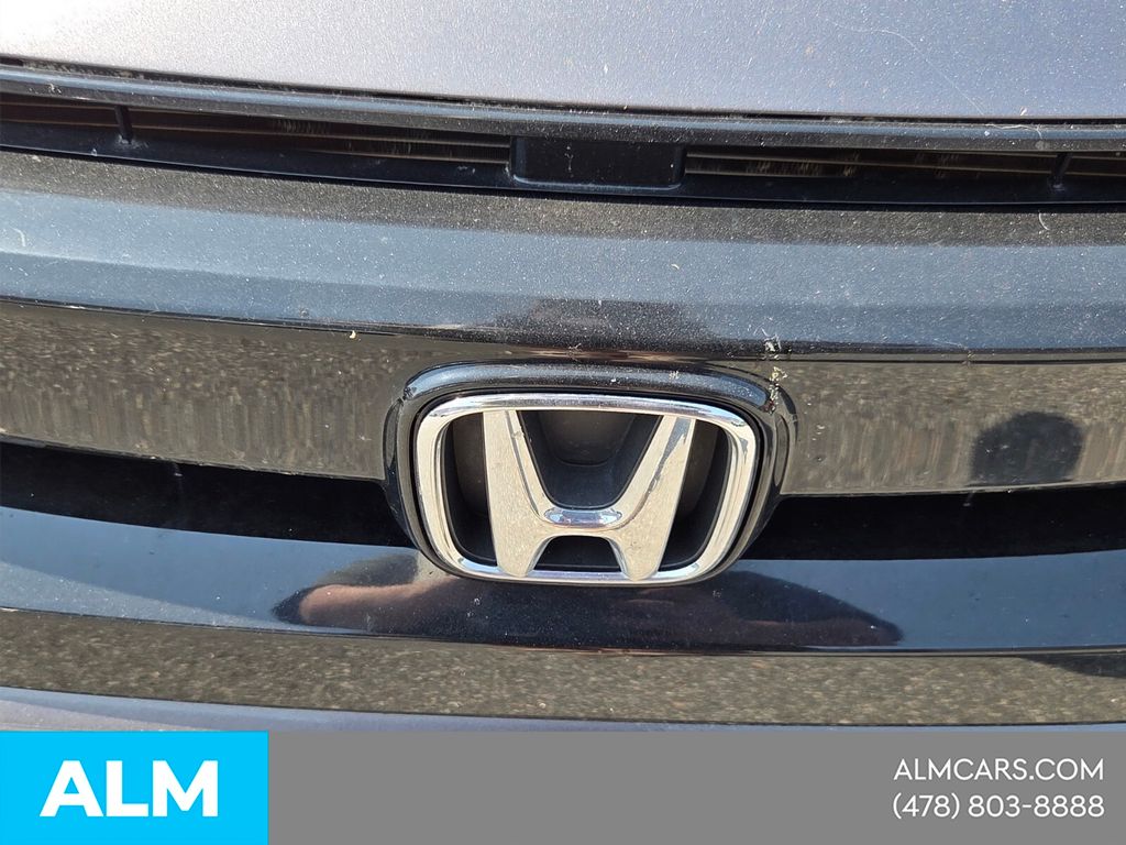 Used 2019  Honda Sport image 20