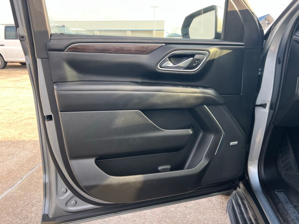2023 Chevrolet Tahoe LT - 9