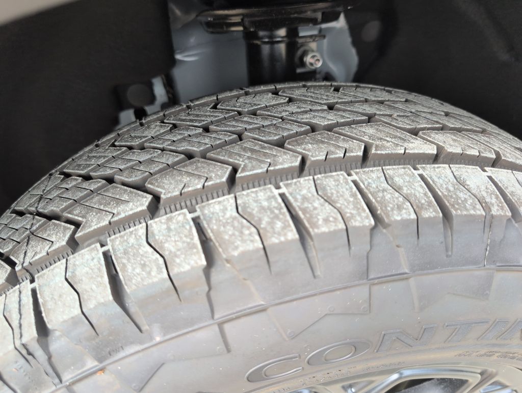 New 2026 Gray Ford Badlands image 18